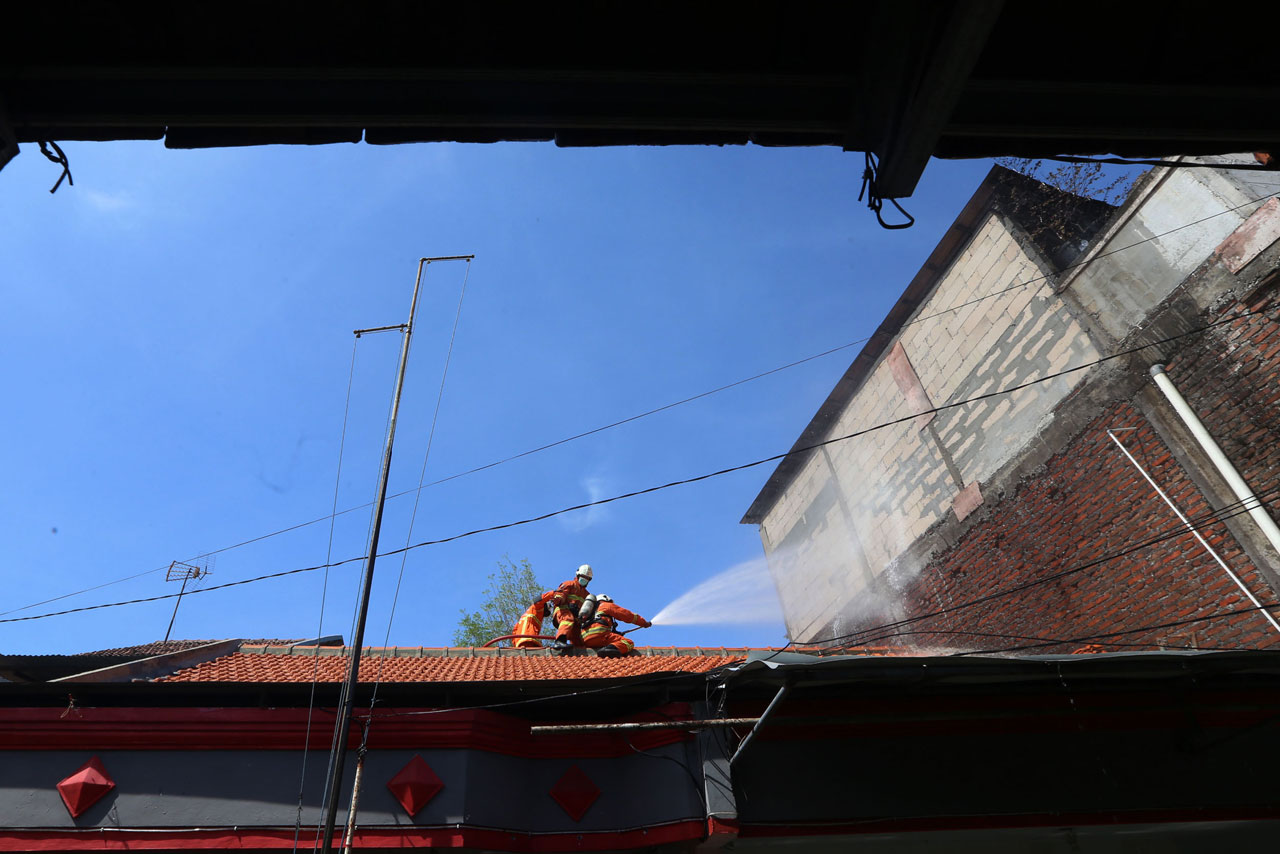 Rumah Kos 3 Lantai di...