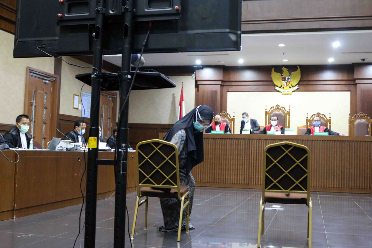 PN Jakarta Pusat Lanjutkan...
