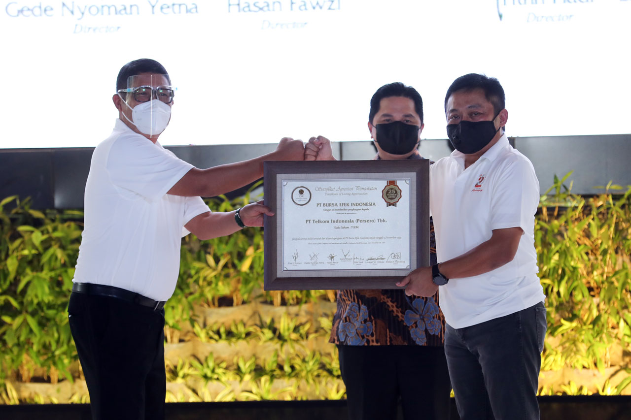 25 Tahun IPO, Telkom...