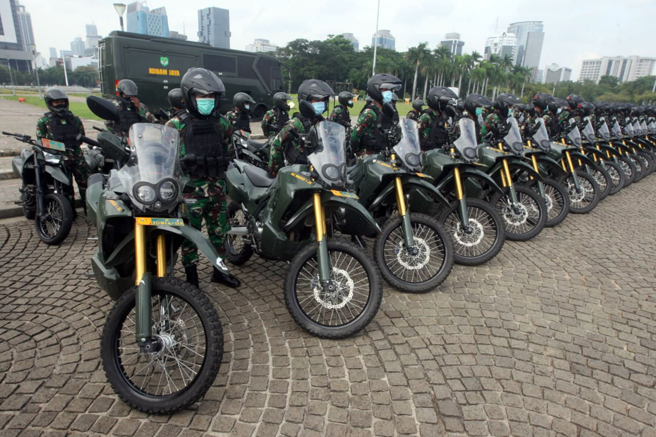 Pangdam Jaya Pimpin...