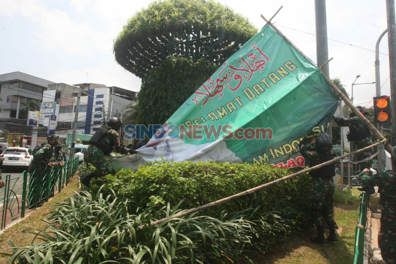 Perintah Pangdam Jaya,...