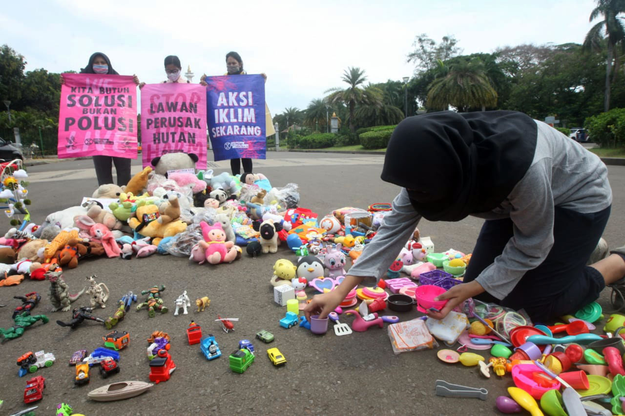 Hari Anak Sedunia, Aktivis...