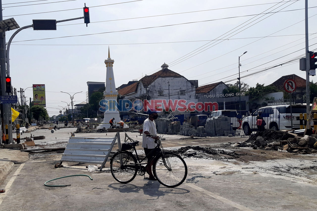 Proyek Revitalisasi...