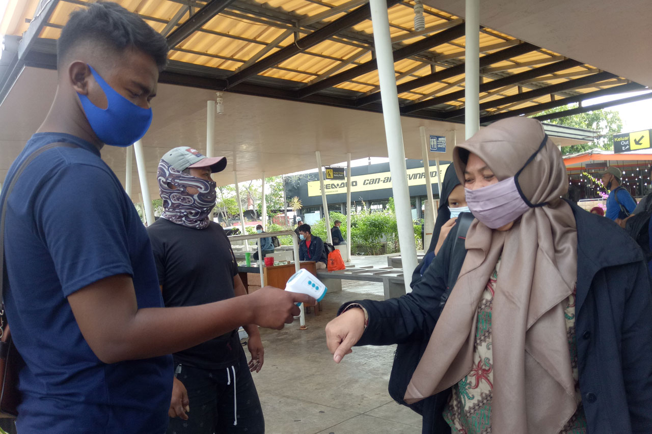 PSBB Transisi Diperpanjang,...