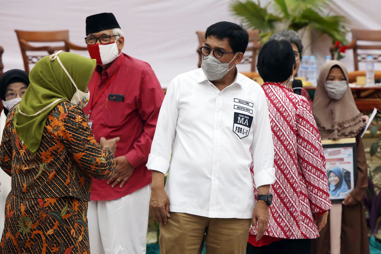 Machfud Arifin Ajak...