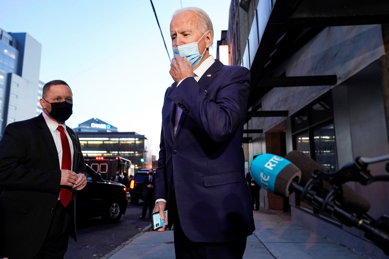Joe Biden Perkenalkan...