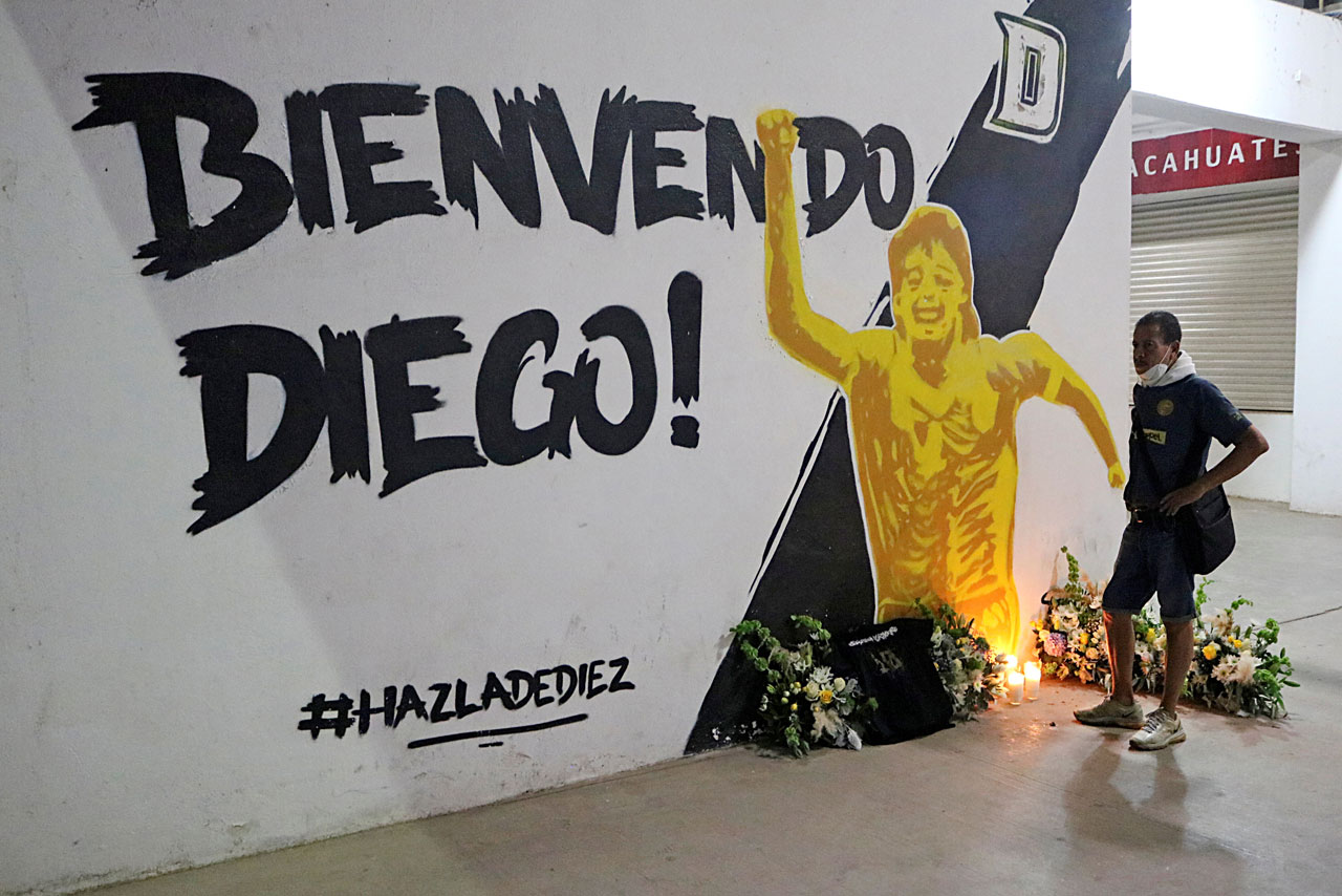 Mural Mendiang Diego...