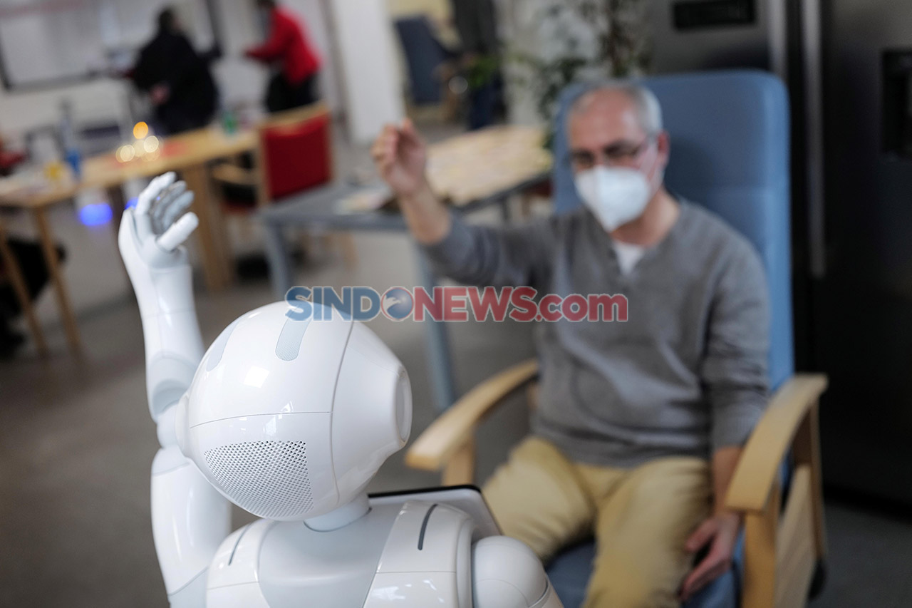 Robot Bantu Rehabilitasi...