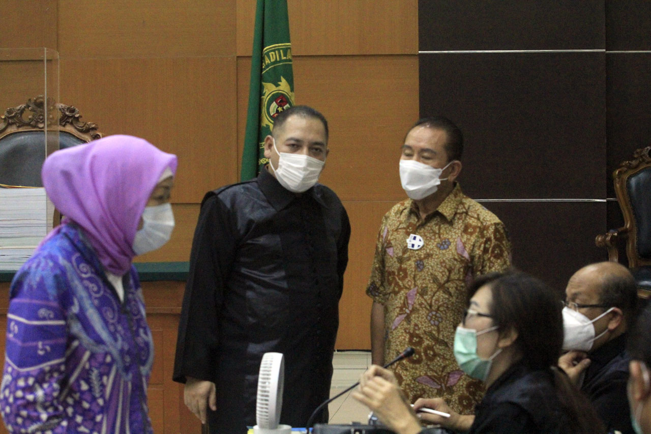 Djoko Tjandra, Anita...