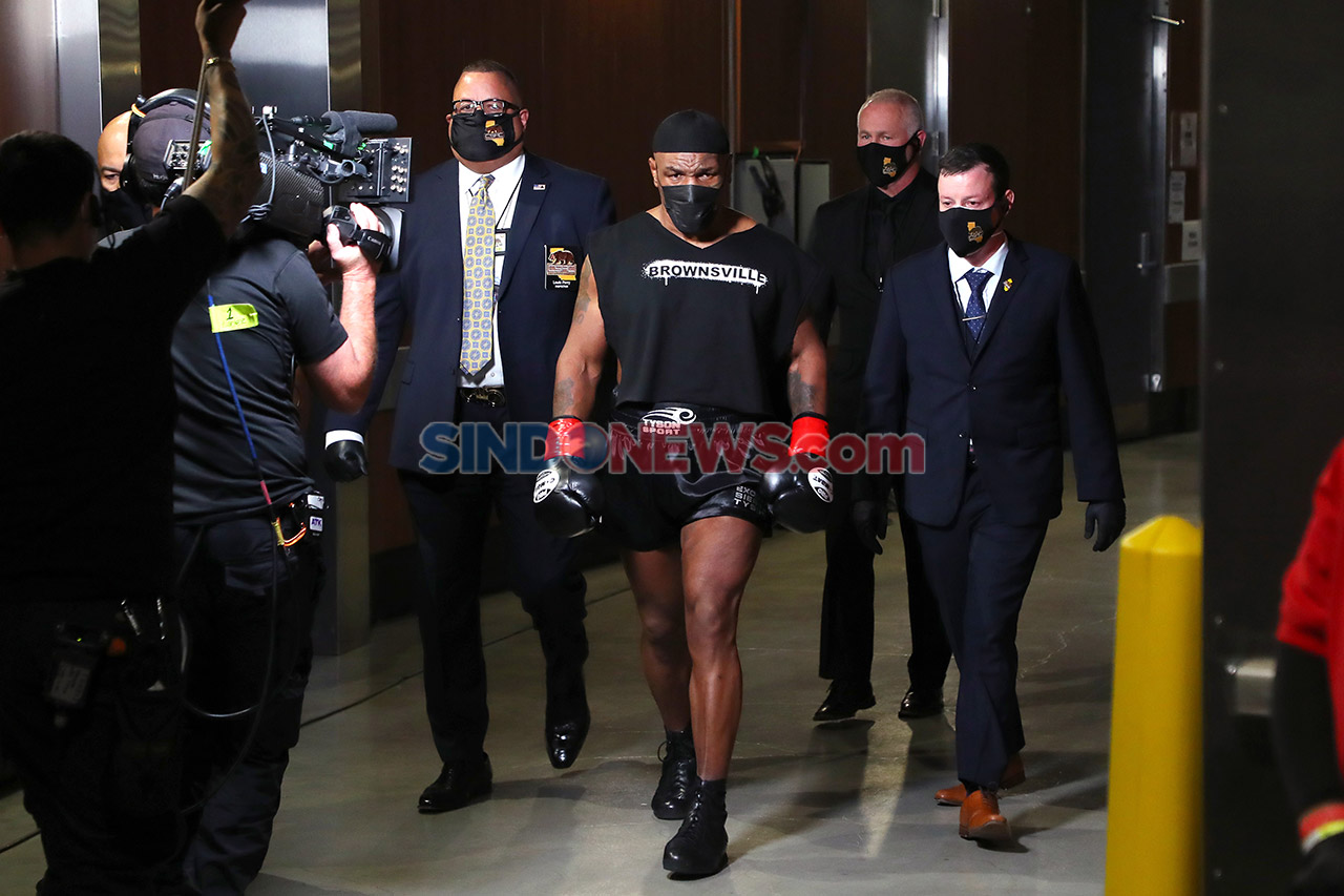 Duel Seru Mike Tyson...