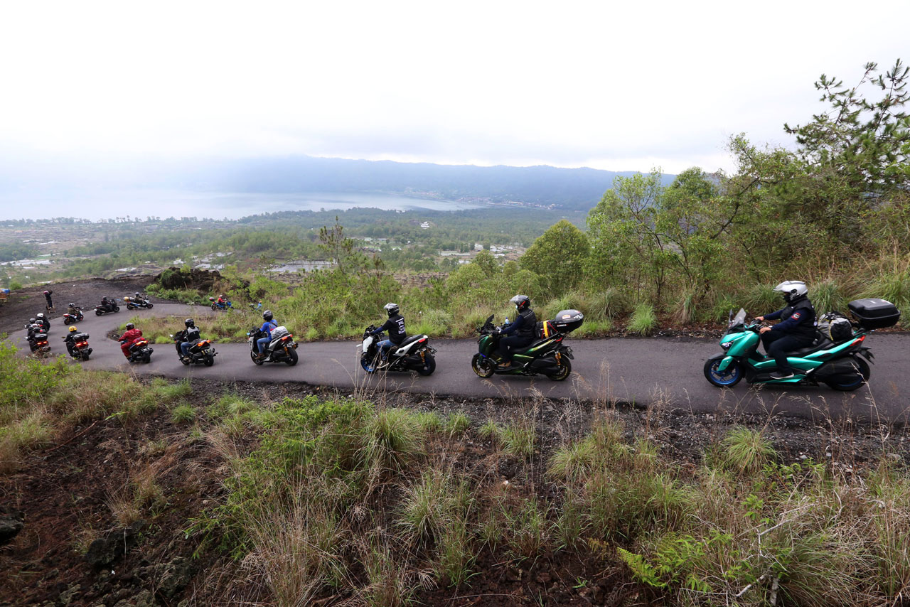 Hari Kedua, Rombongan...
