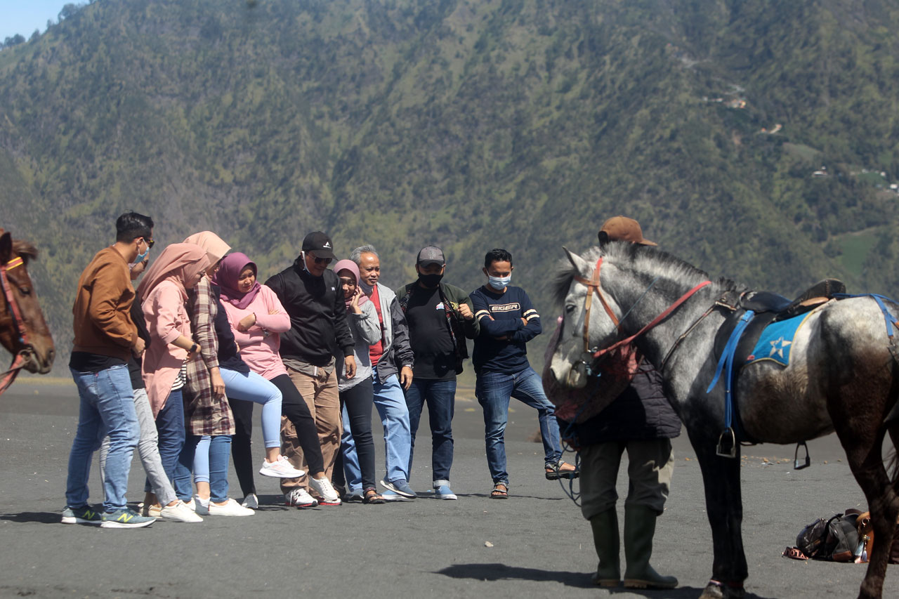 Jalan-Jalan ke Bromo,...