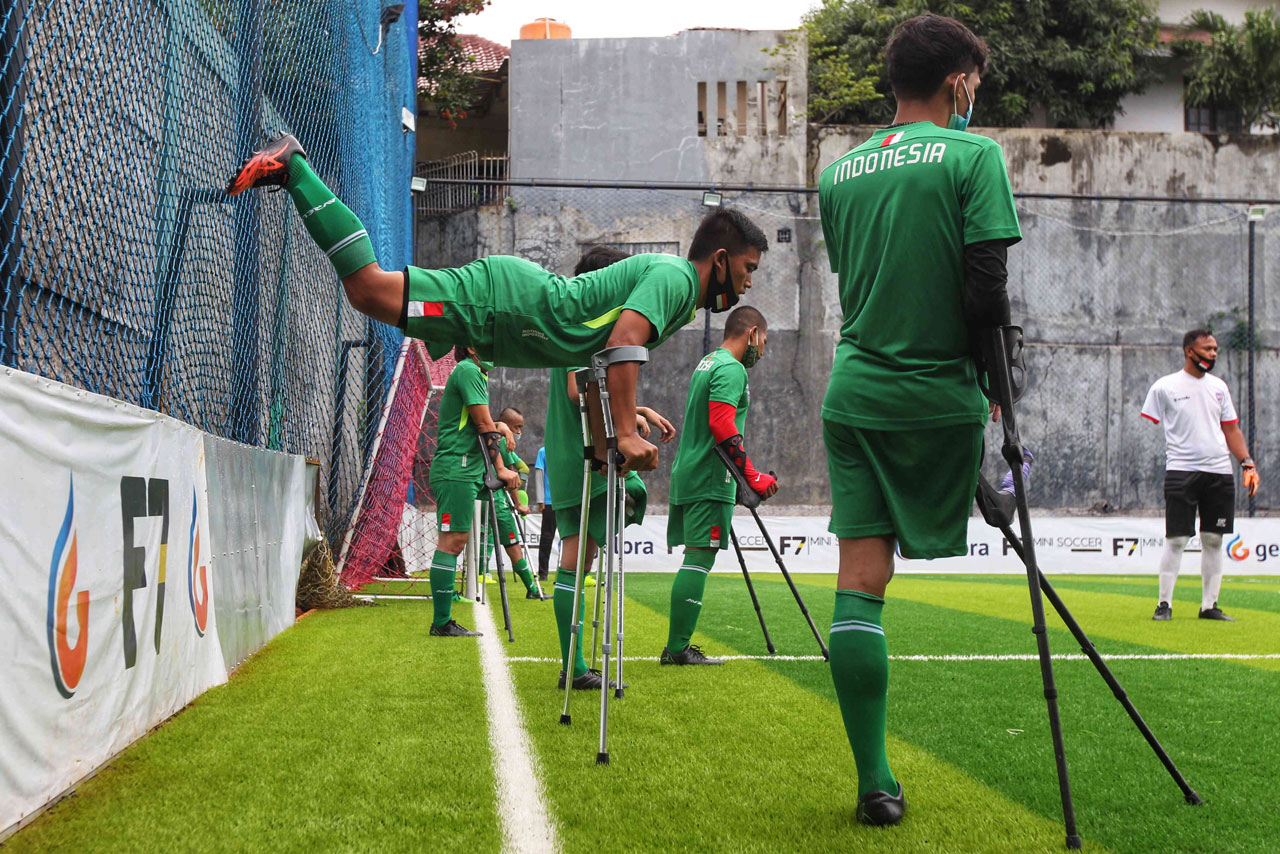 Peringati Hari Disabilitas...
