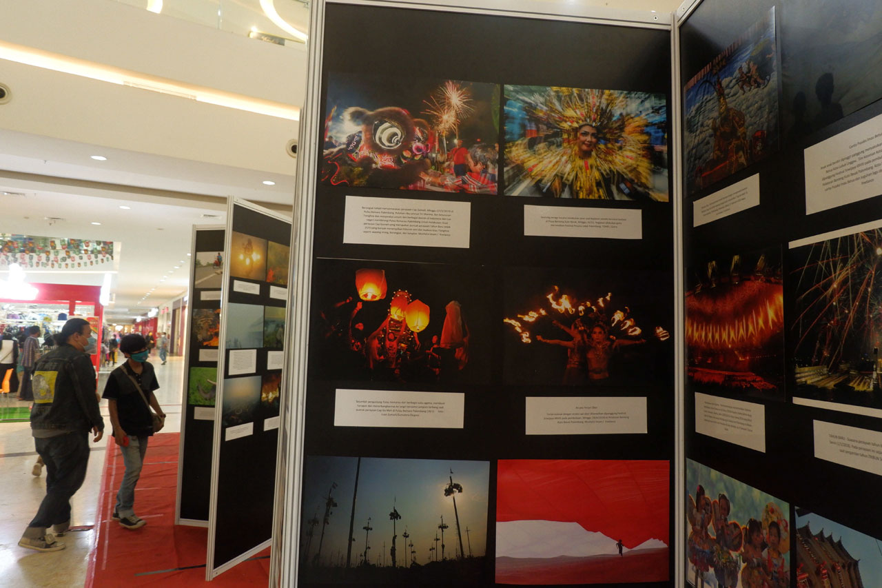Pameran Foto Kilas Balik...