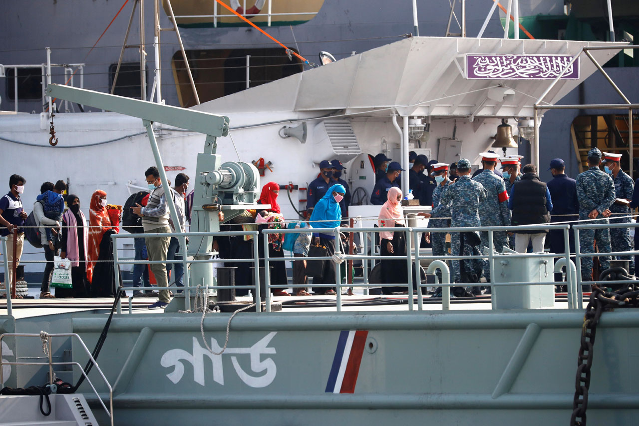 Ratusan Pengungsi Rohingya...