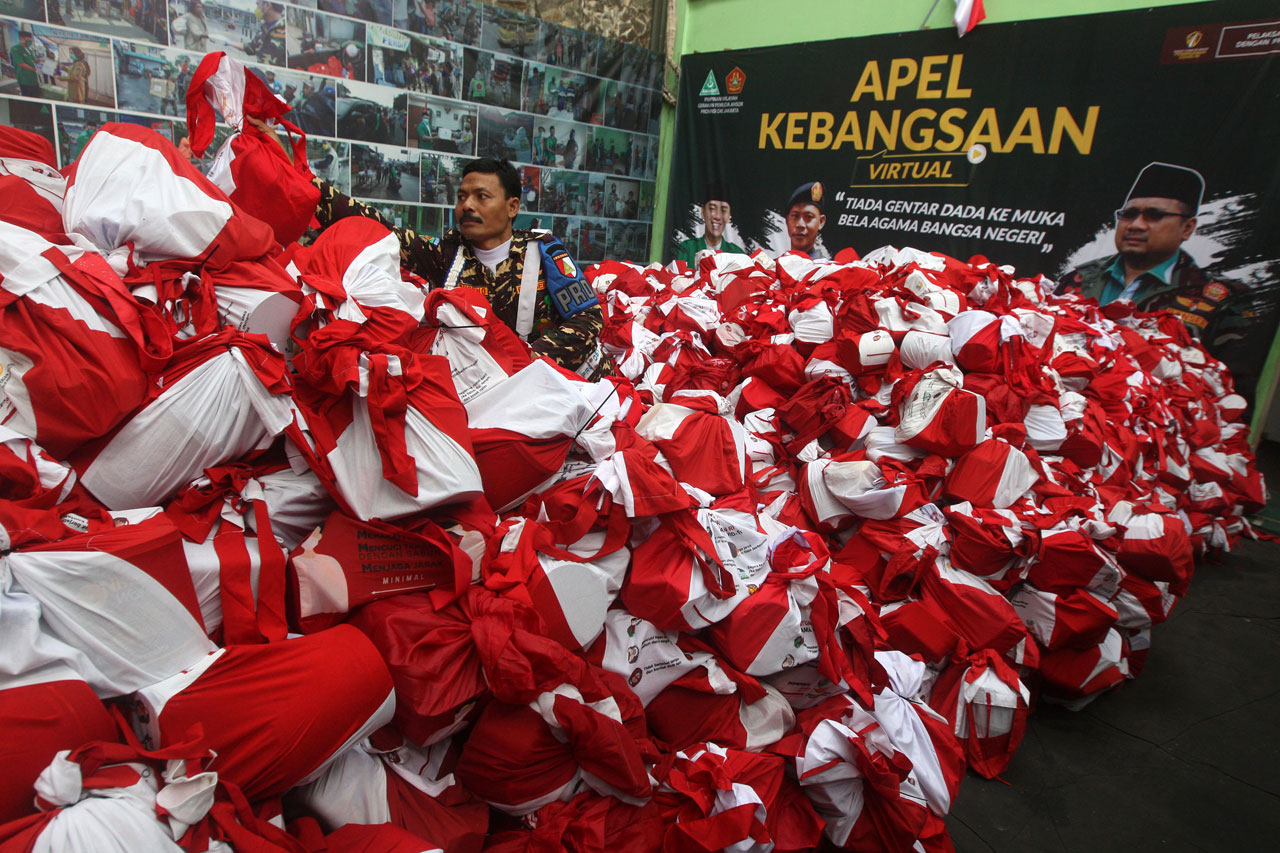 Ansor dan Kemensos Bagikan...