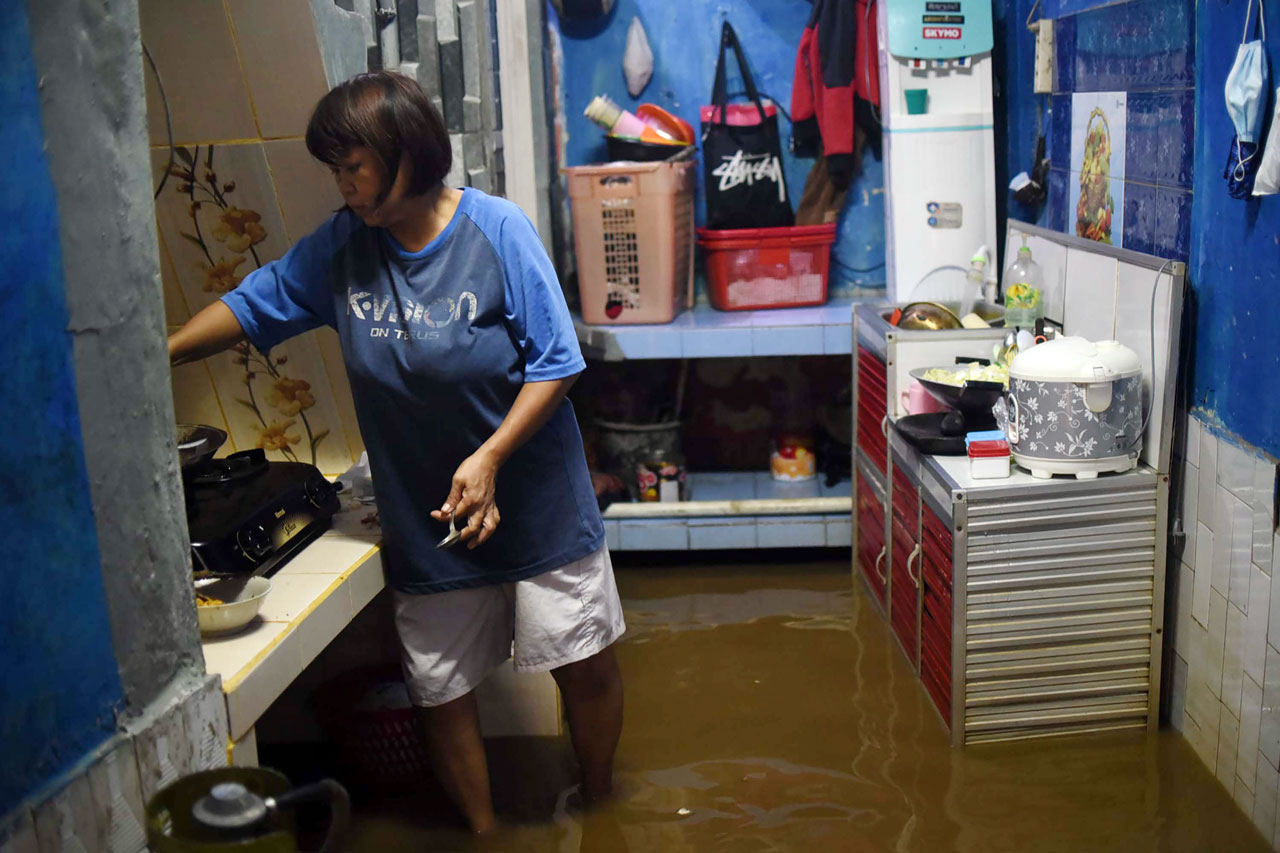 Banjir Rendam Permukiman...