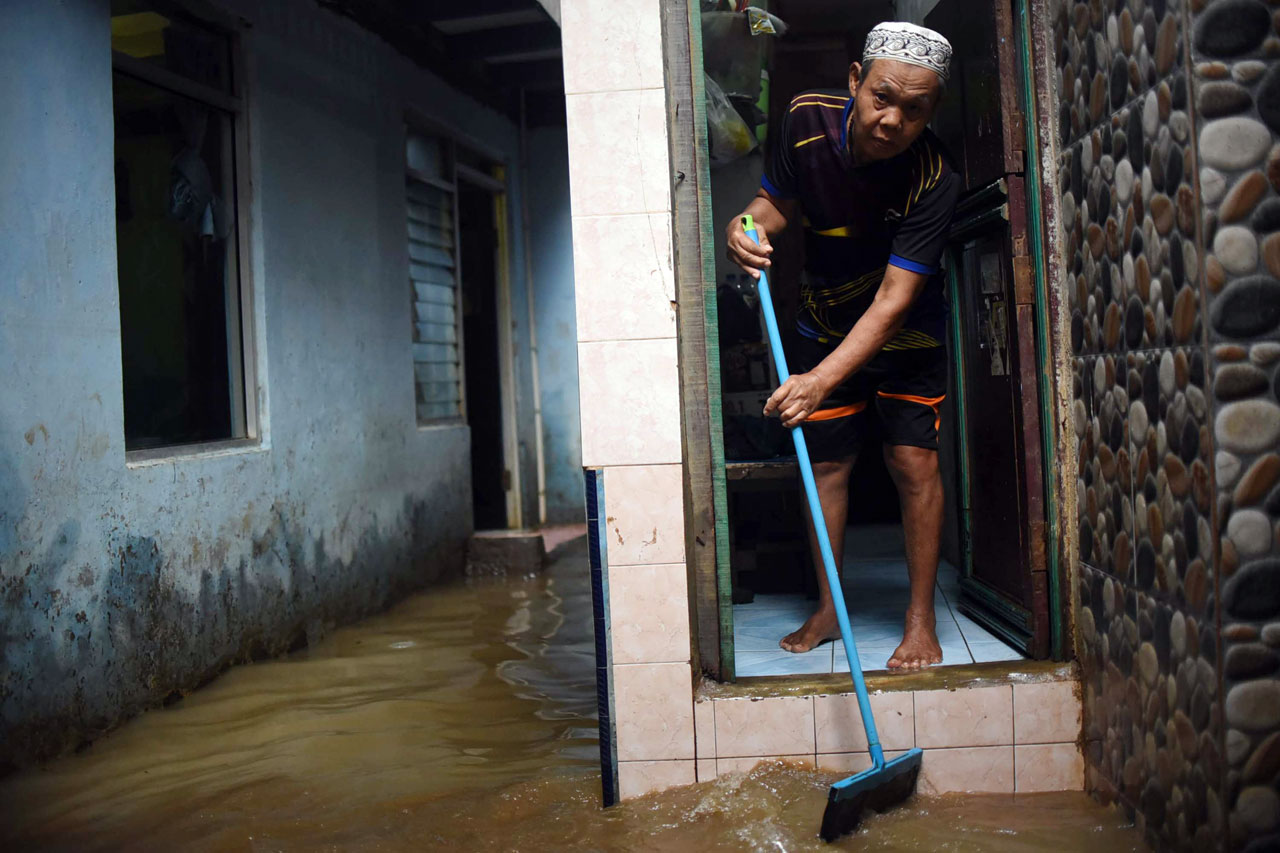 Banjir Rendam Permukiman...