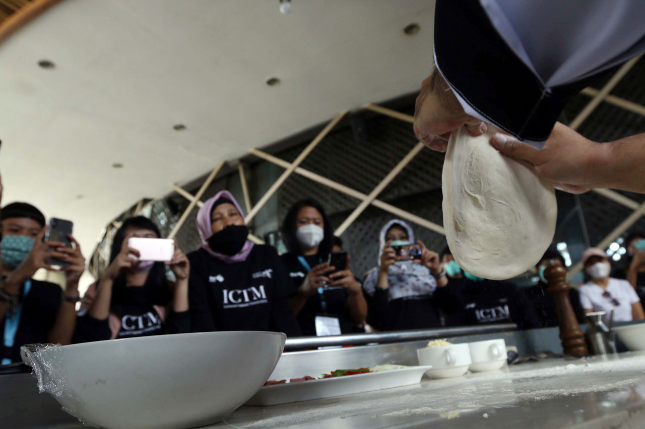 Cooking Class dan Lomba...