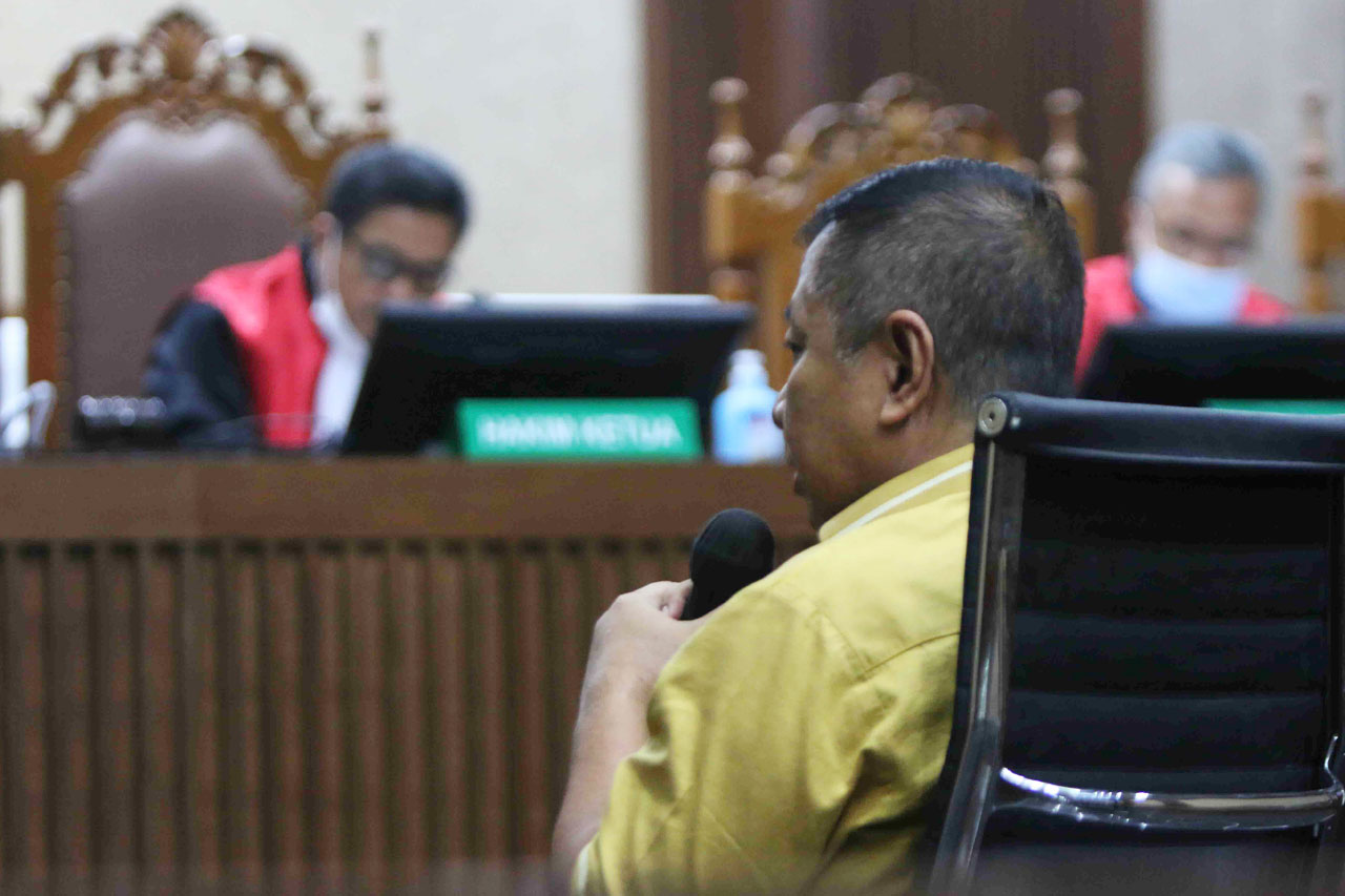 Sidang Suap Penghapusan...