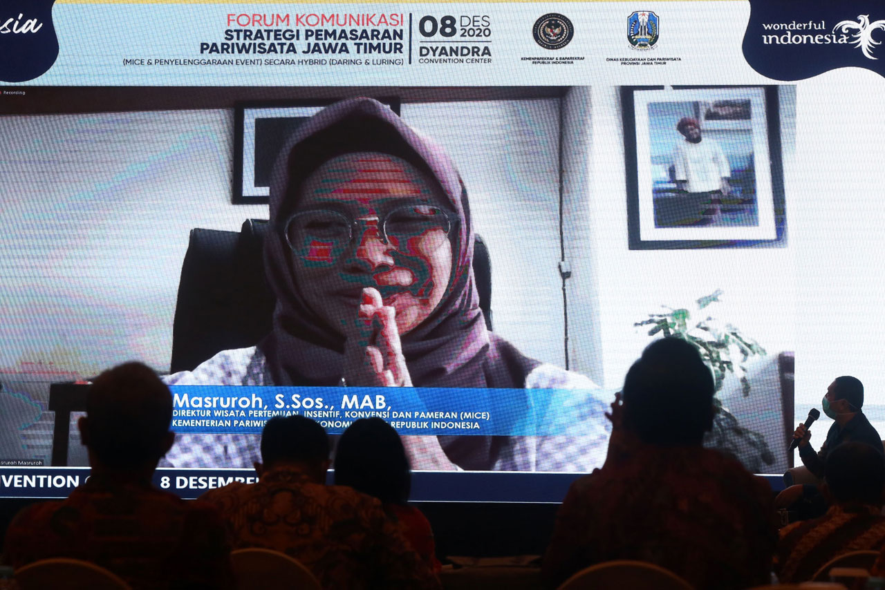 Kemenparekraf Bersama...