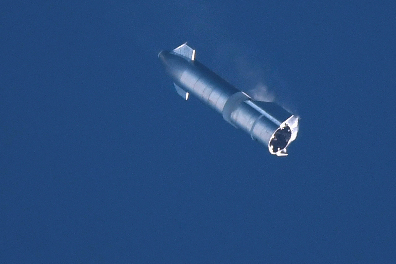 Roket Tak Berawak SpaceX...