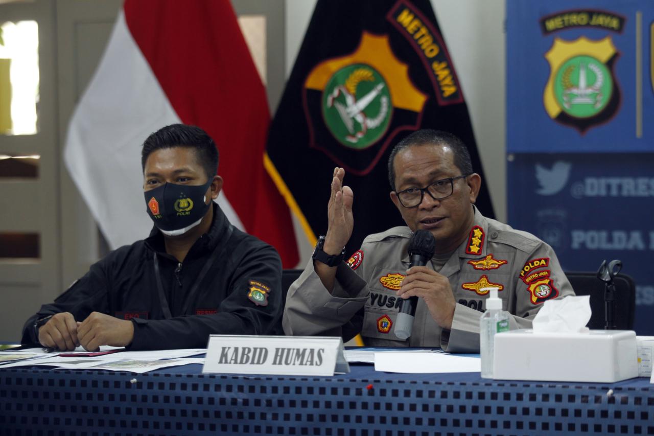 Polda Metro Jaya Gelar...