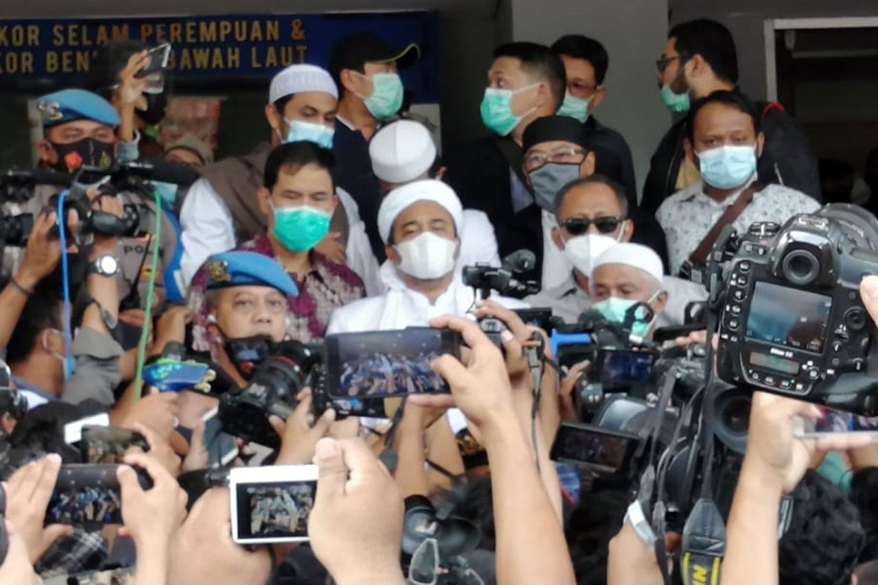Didampingi Pengacara,...