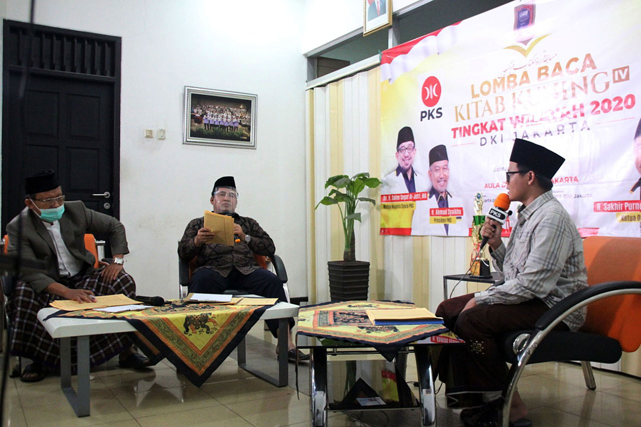 PKS Gelar Lomba Baca...