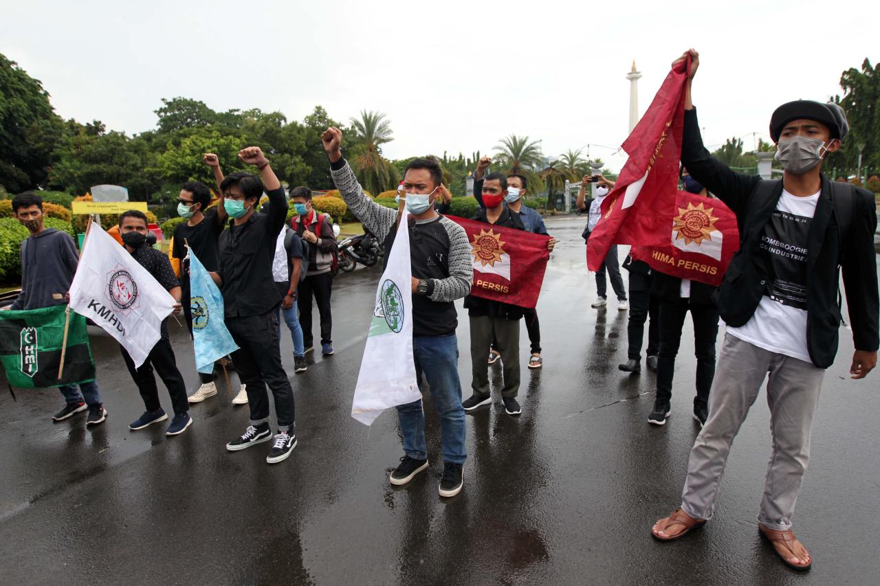 OKP Gelar Aksi Belasungkawa...