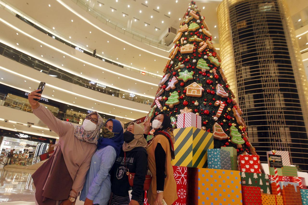 Semarakkan Natal, Senayan...