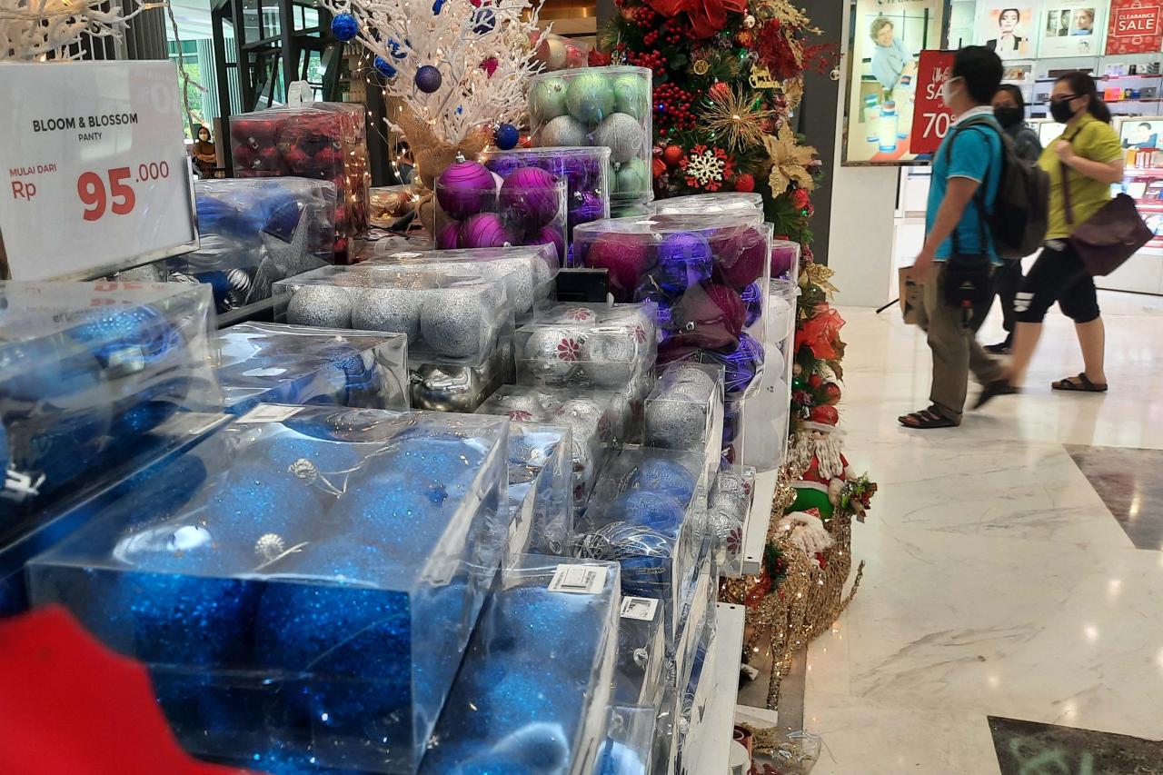 Penjualan Pernak-Pernik...