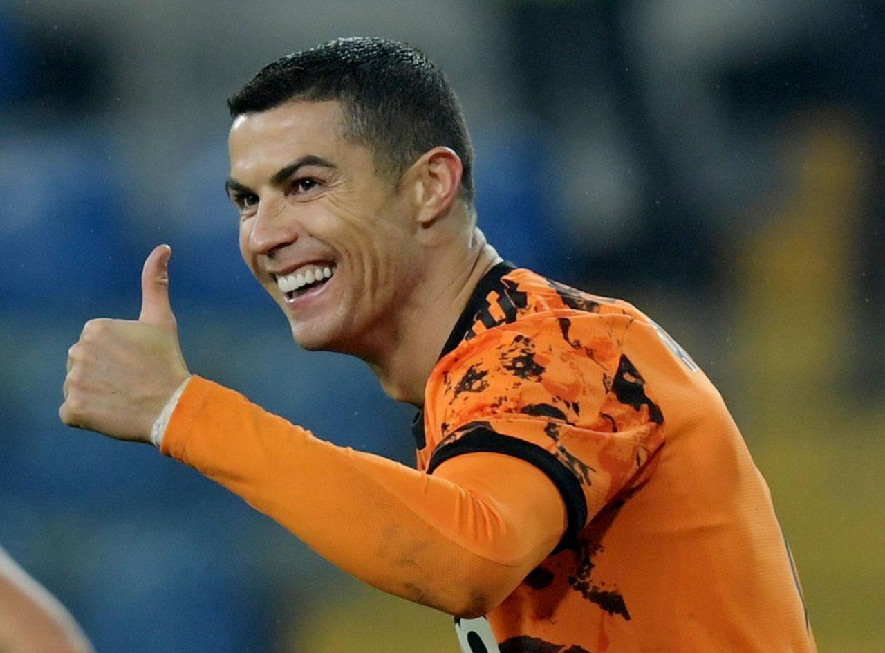 Empat Gol Tanpa Balas,...
