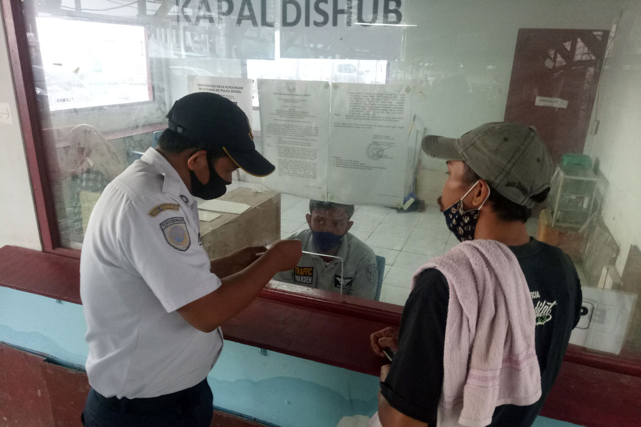 Pelabuhan Kali Adem...