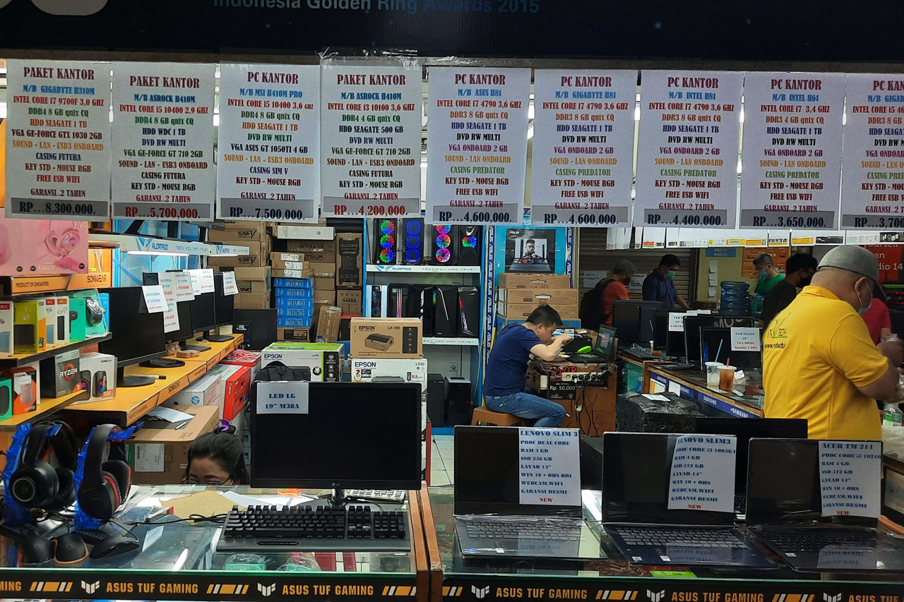 Pasar Laptop di Indonesia...