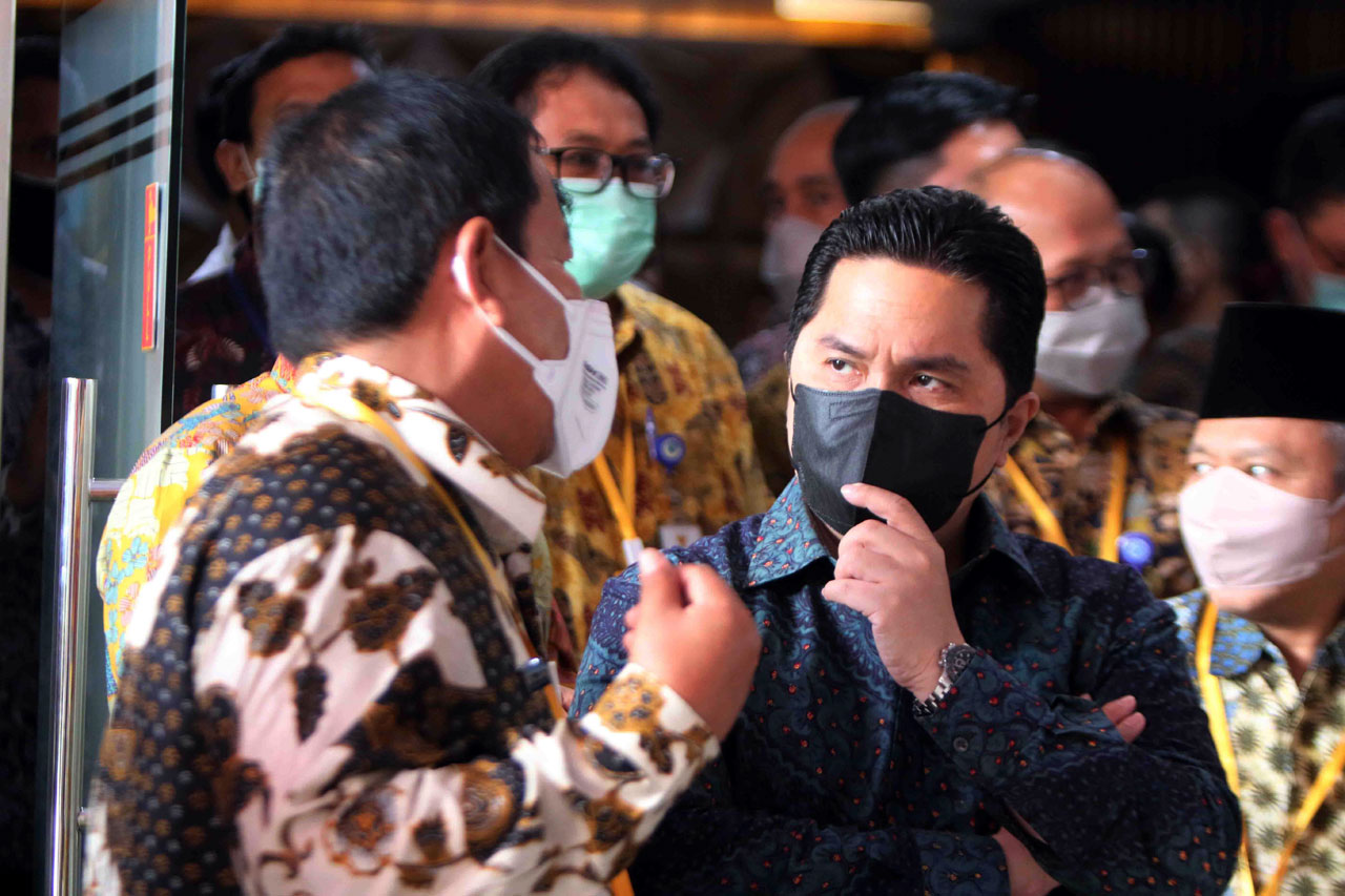 Erick Thohir Tandatangani...