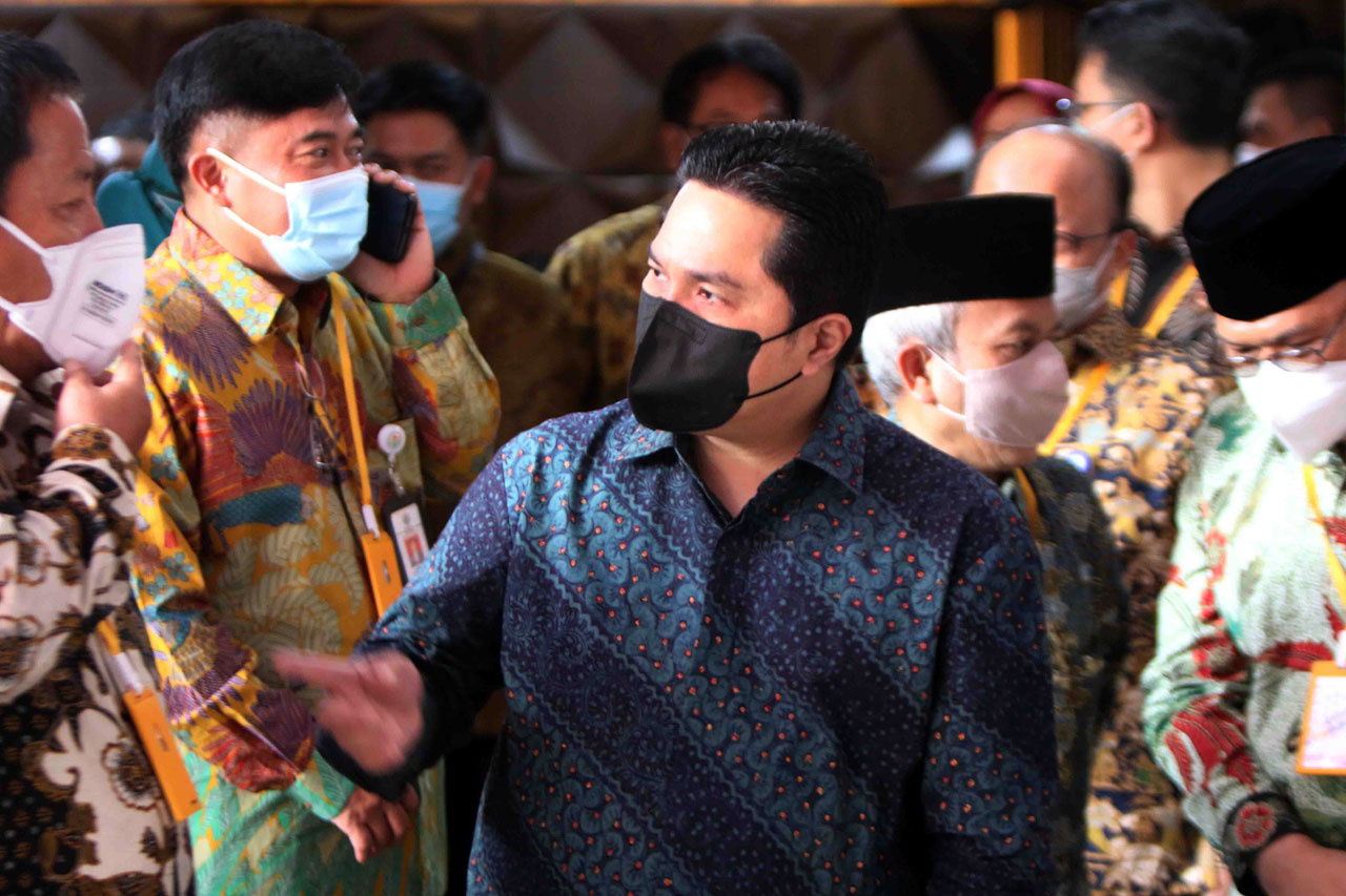 Erick Thohir Tandatangani...