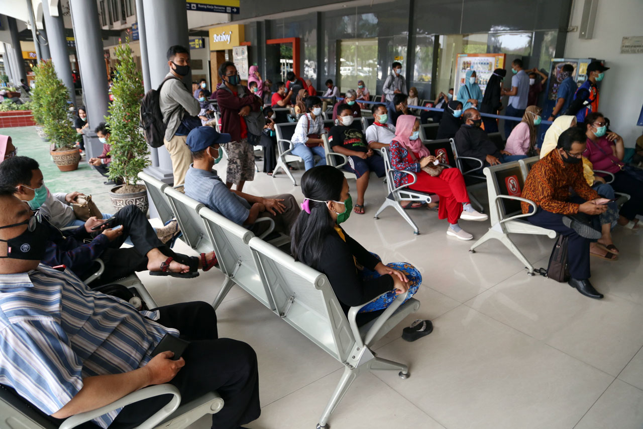 Jadi Syarat Naik Kereta...