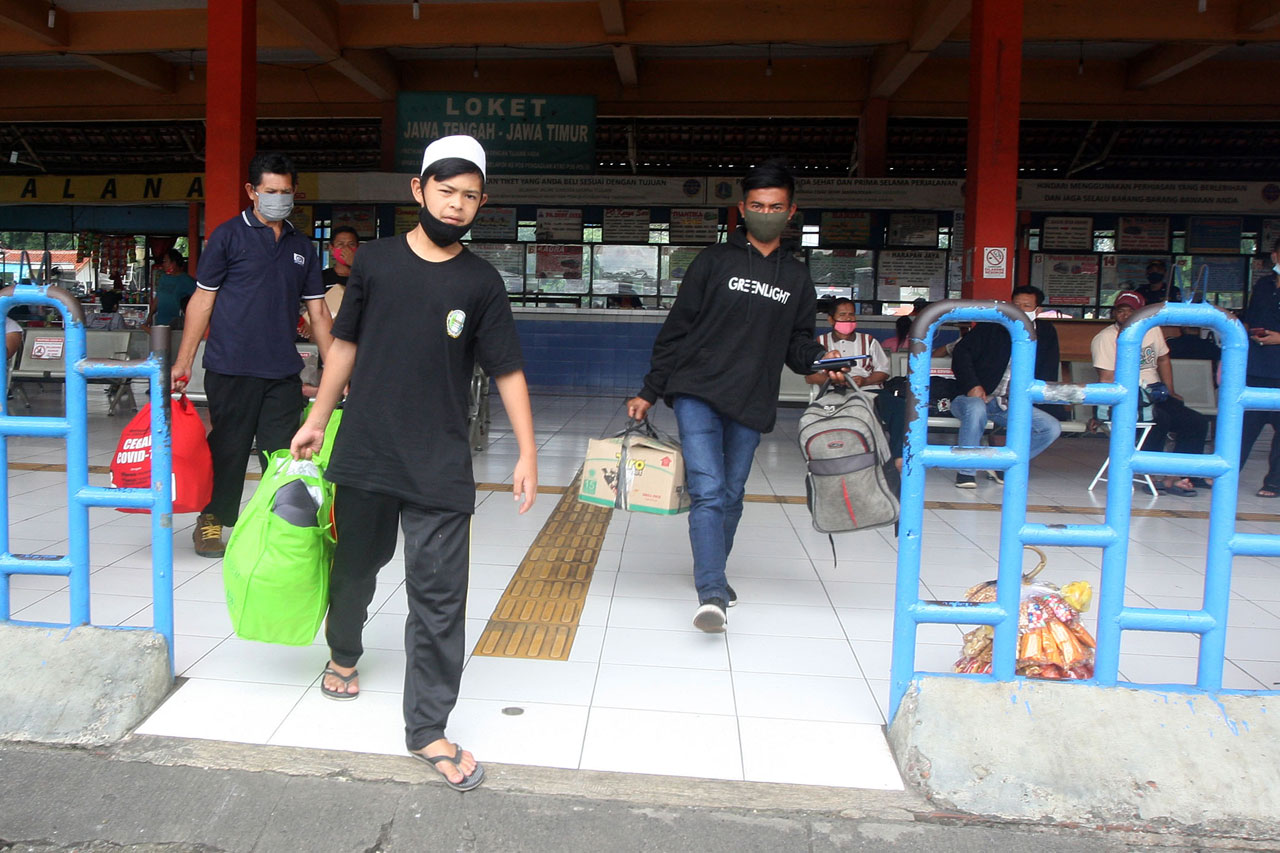 Jelang Libur Nataru,...