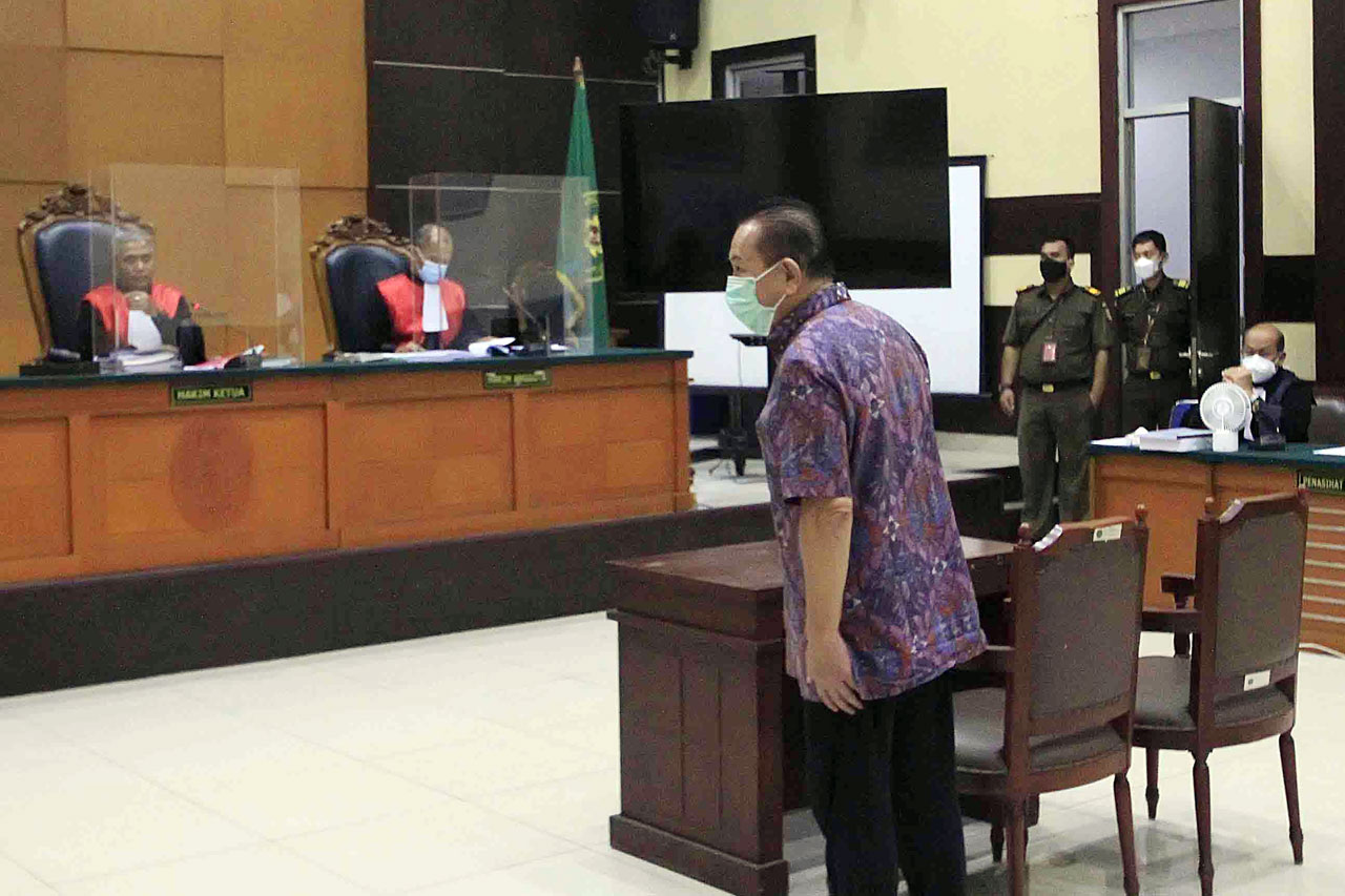 Terbukti Menggunakan...