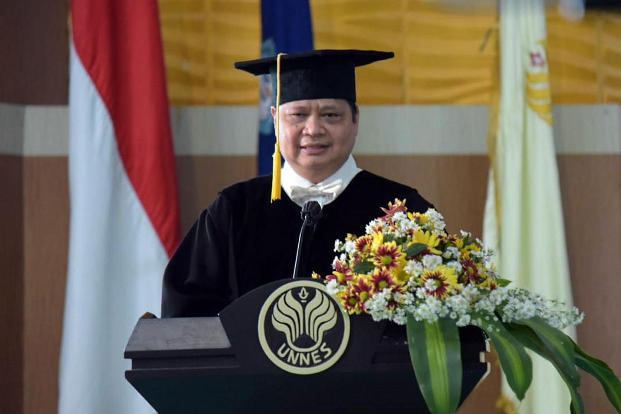 Menko Perekonomian Airlangga...