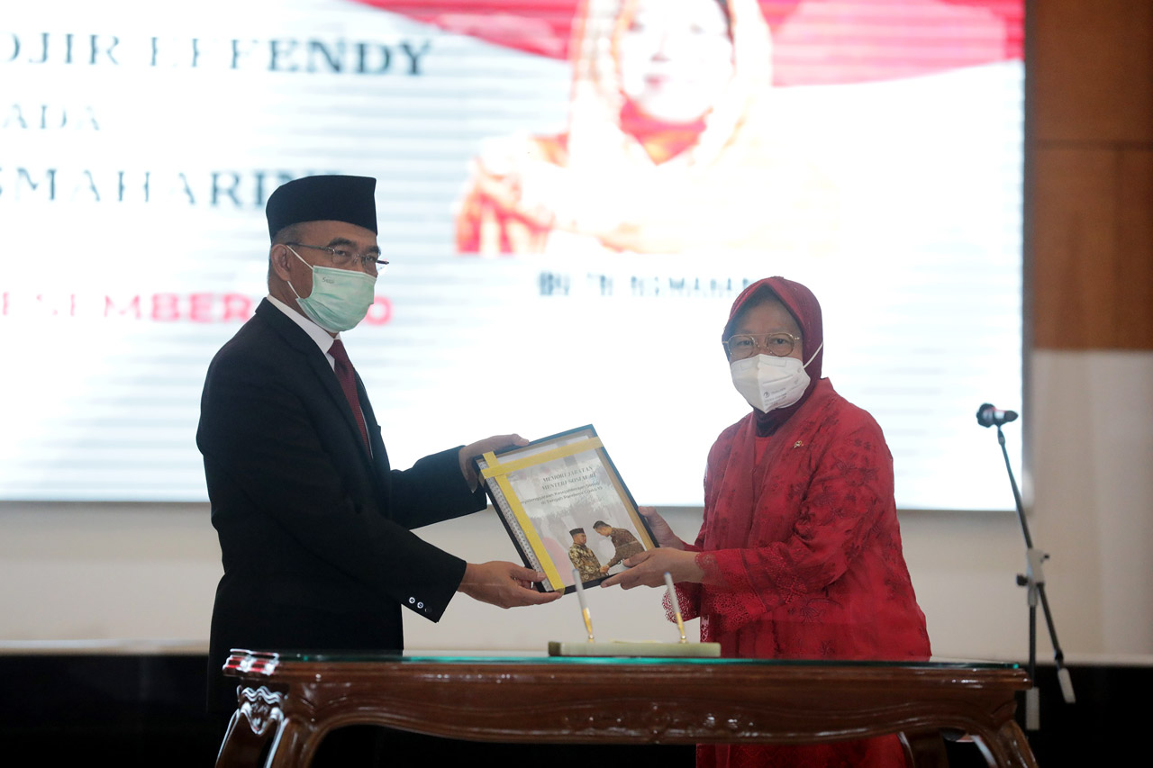 Gantikan Juliari P Batubara,...