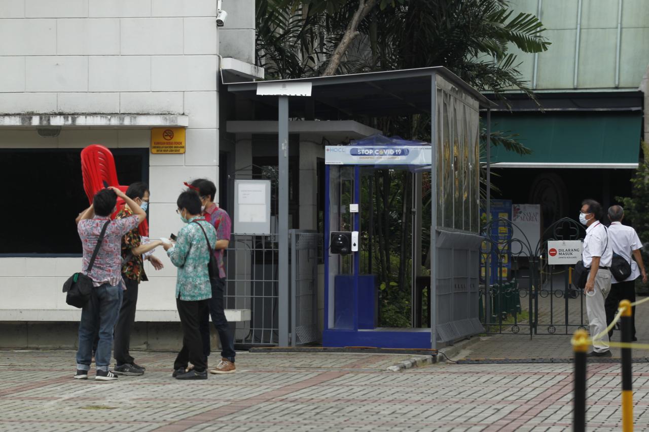 Persiapan Gereja Katedral...