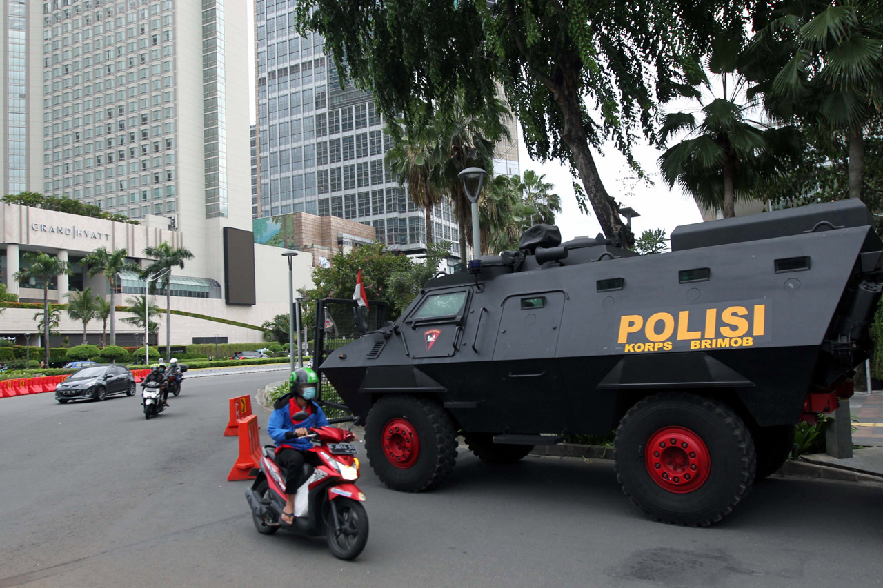 Polda Metro Jaya Dirikan...