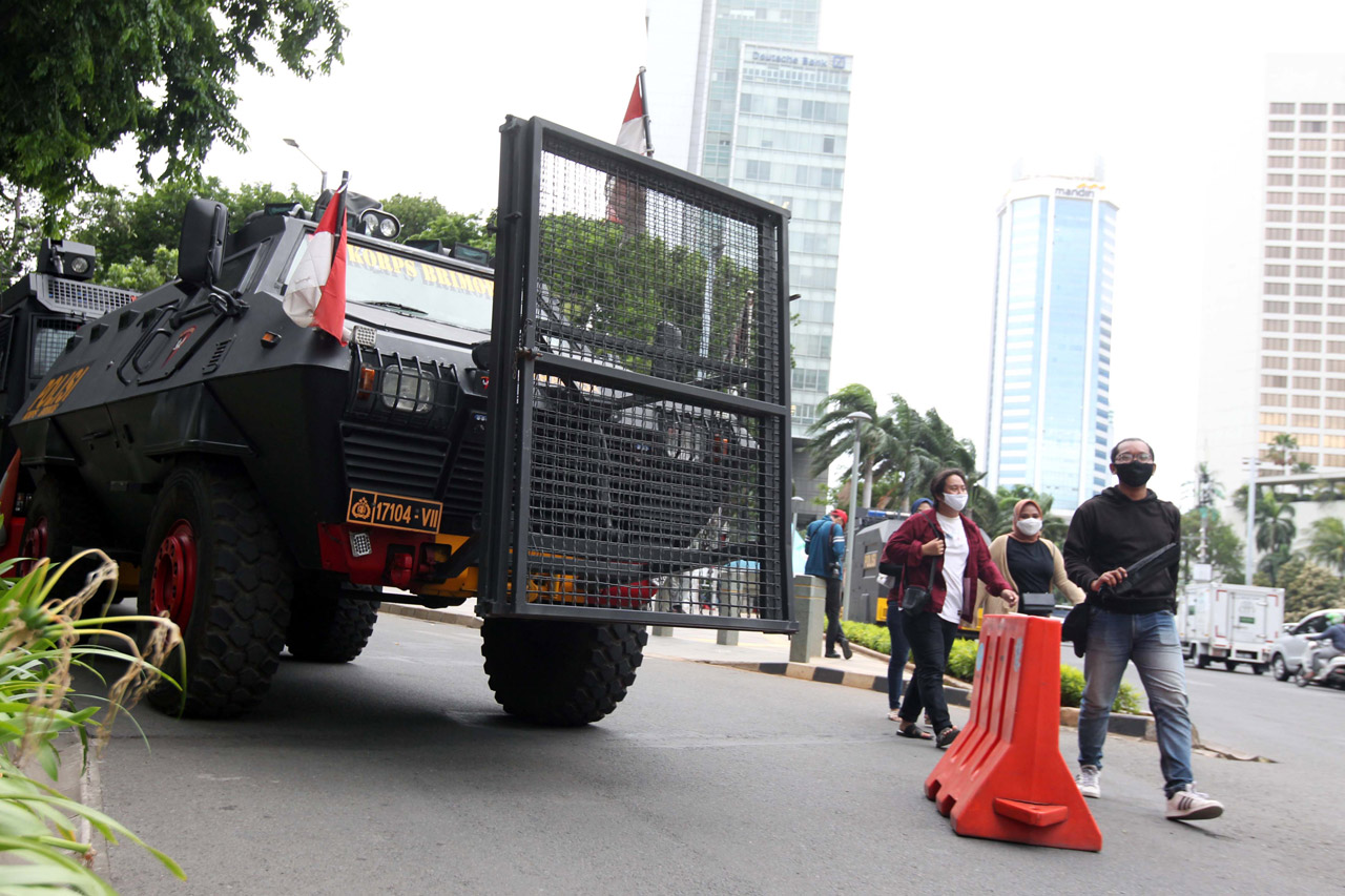Polda Metro Jaya Dirikan...