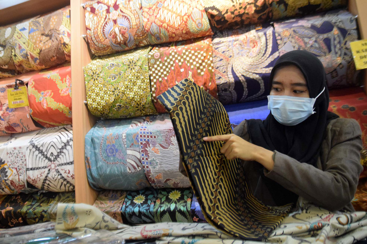 Berburu Batik di Semarang...