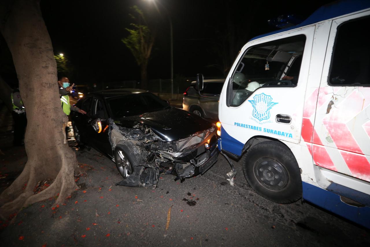Kehilangan Kendali,...
