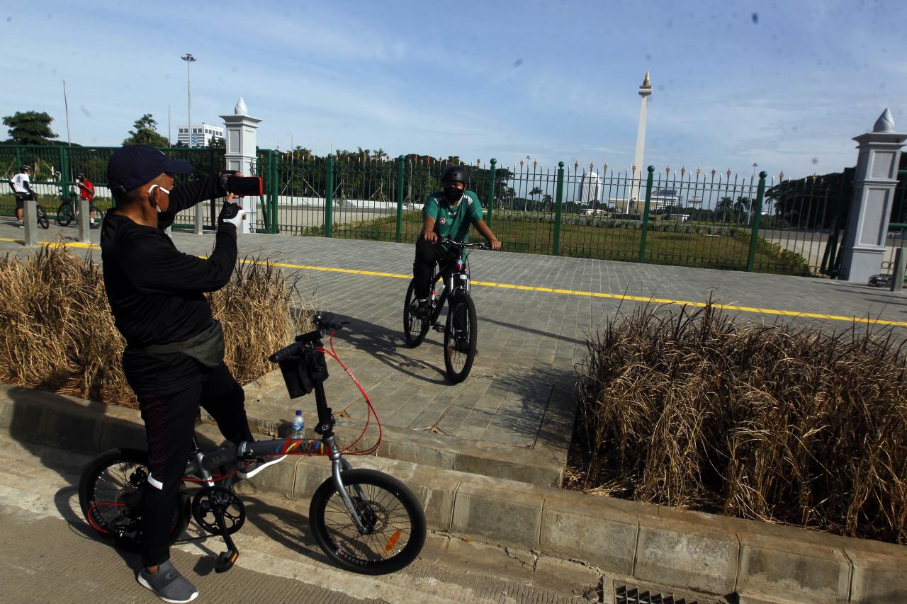 Monas Masih Ditutup...