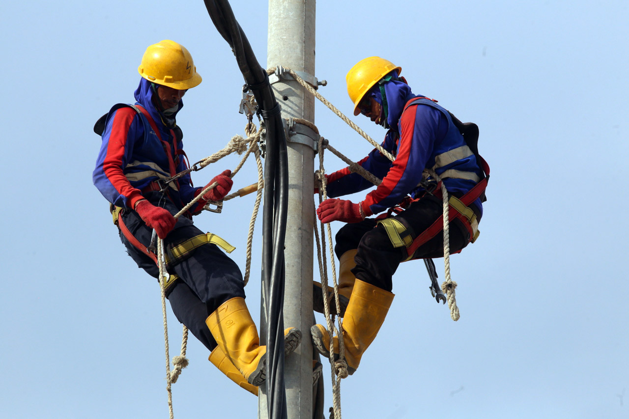 PLN Jawa Timur Optimistis...