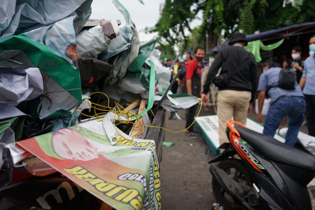 Resmi Dibubarkan Pemerintah,...